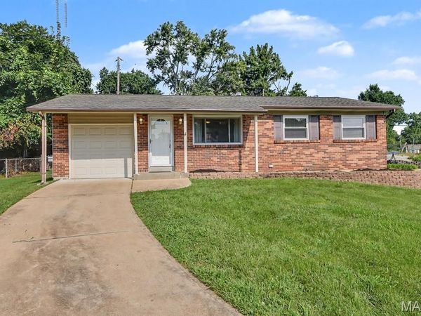 11247 Fawnhaven Drive , St Louis, MO 63126