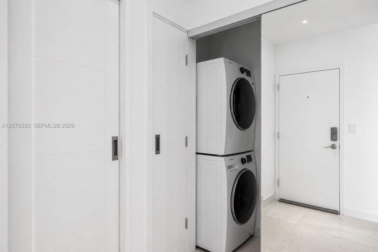 3 Island Ave, Unit 14D, Miami Beach, FL 33139 Photo