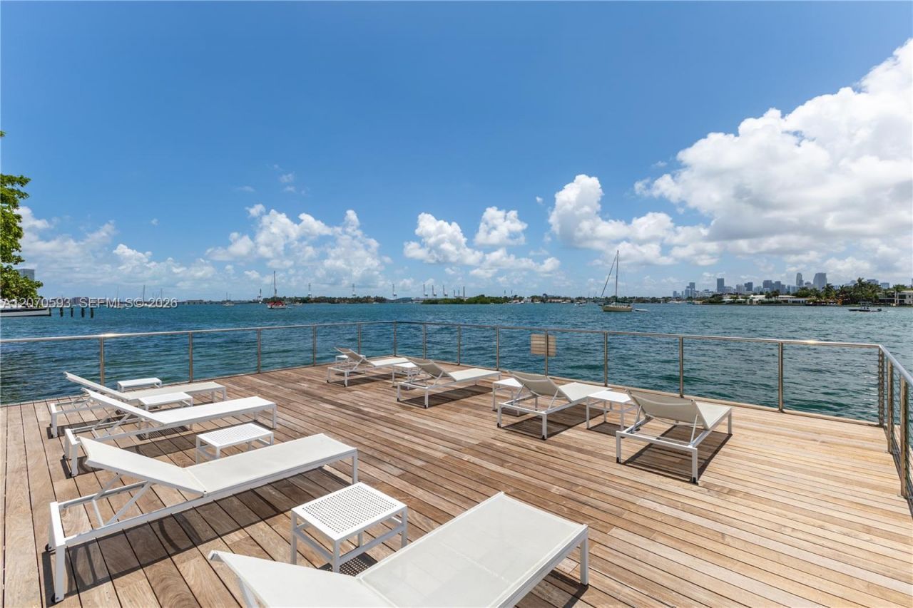 3 Island Ave, Unit 14D, Miami Beach, FL 33139 Photo