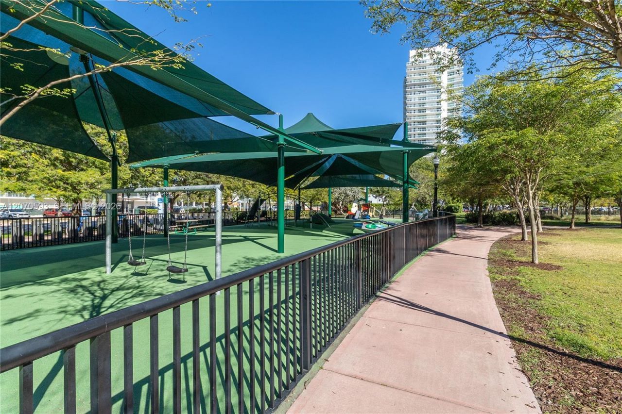 3 Island Ave, Unit 14D, Miami Beach, FL 33139 Photo