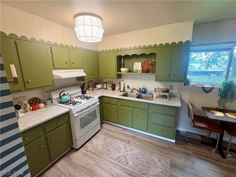 2407 Hanvey Avenue, Belpre, OH 45714 Photo 7