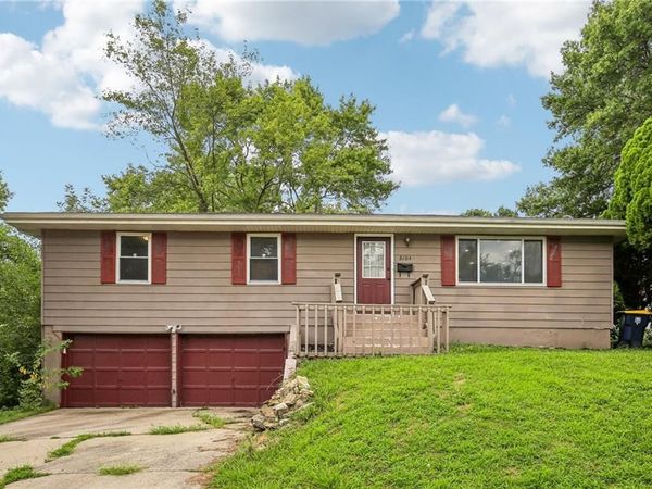 5104 N Smalley Avenue, Kansas City, MO 64119