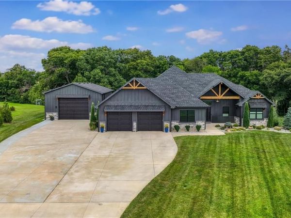 15562 Lexi Lane, Bonner Springs, KS 66012