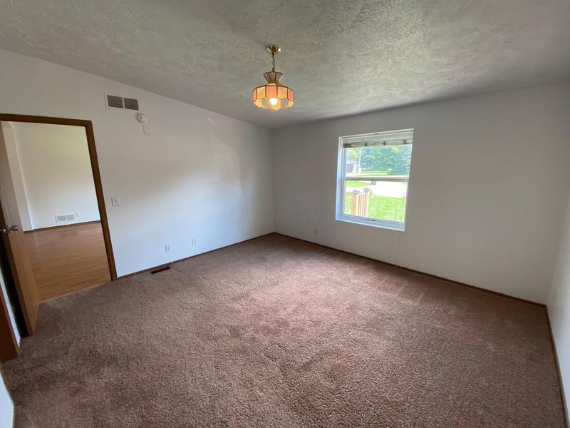 33 Lynnwood Circle SE, Buckeye Lake, OH 43008 Photo 14