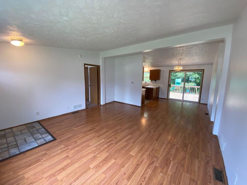 33 Lynnwood Circle SE, Buckeye Lake, OH 43008 Photo 6