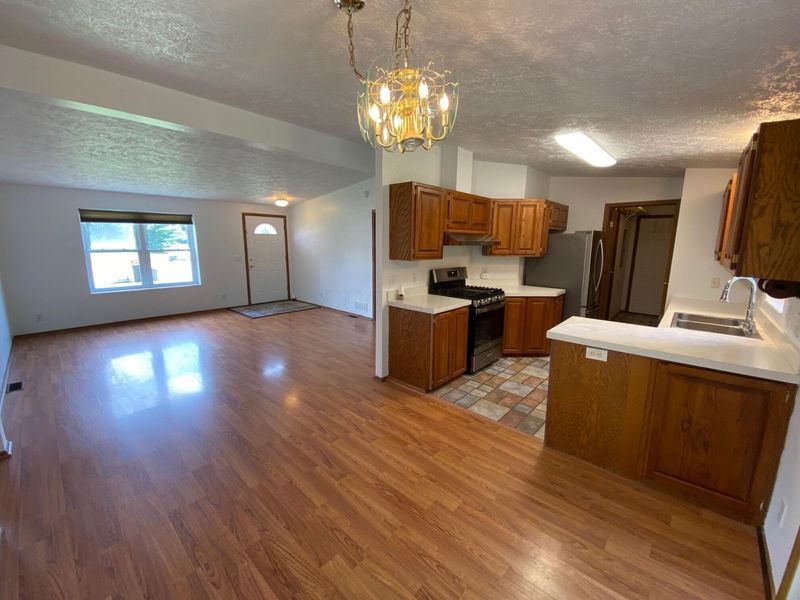33 Lynnwood Circle SE, Buckeye Lake, OH 43008 Photo 9