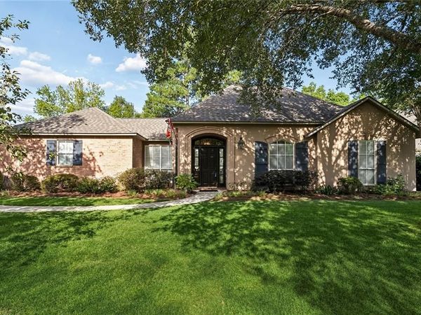 1521 SYCAMORE Place, Mandeville, LA 70448