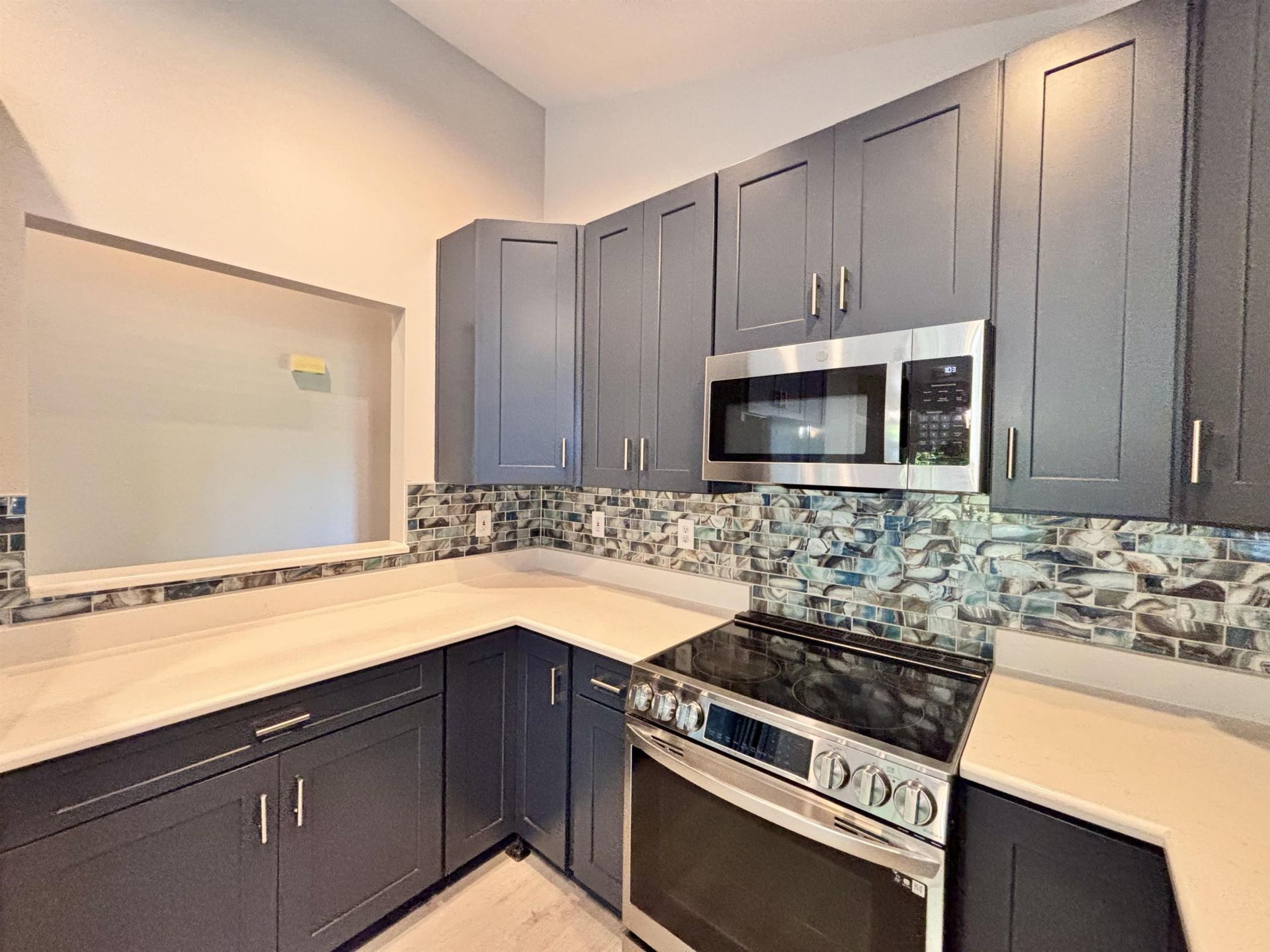 605 Needlerush Ct. Photo 23