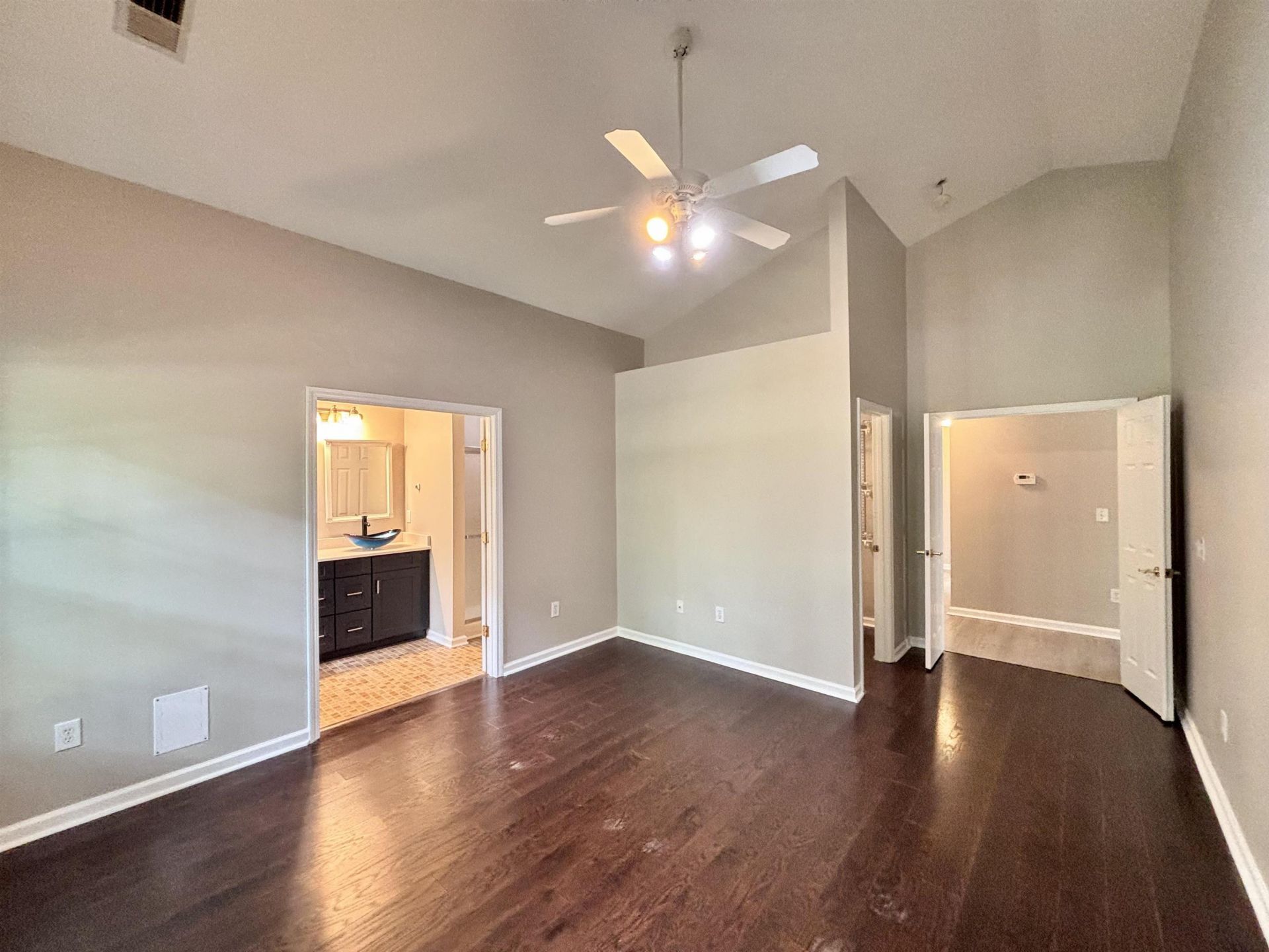 605 Needlerush Ct. Photo 37