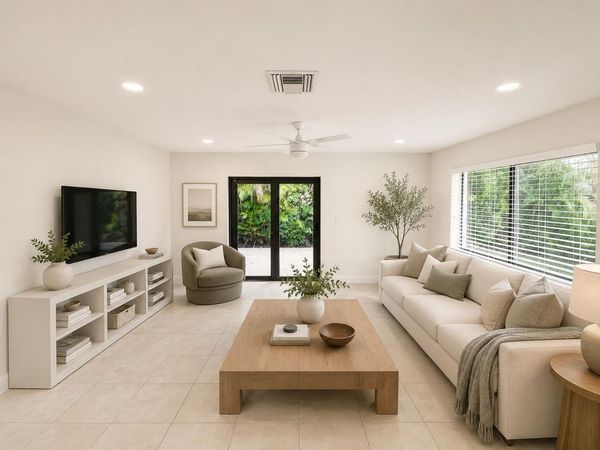 825 DOGWOOD Drive, Unit B, Delray Beach, FL 33483