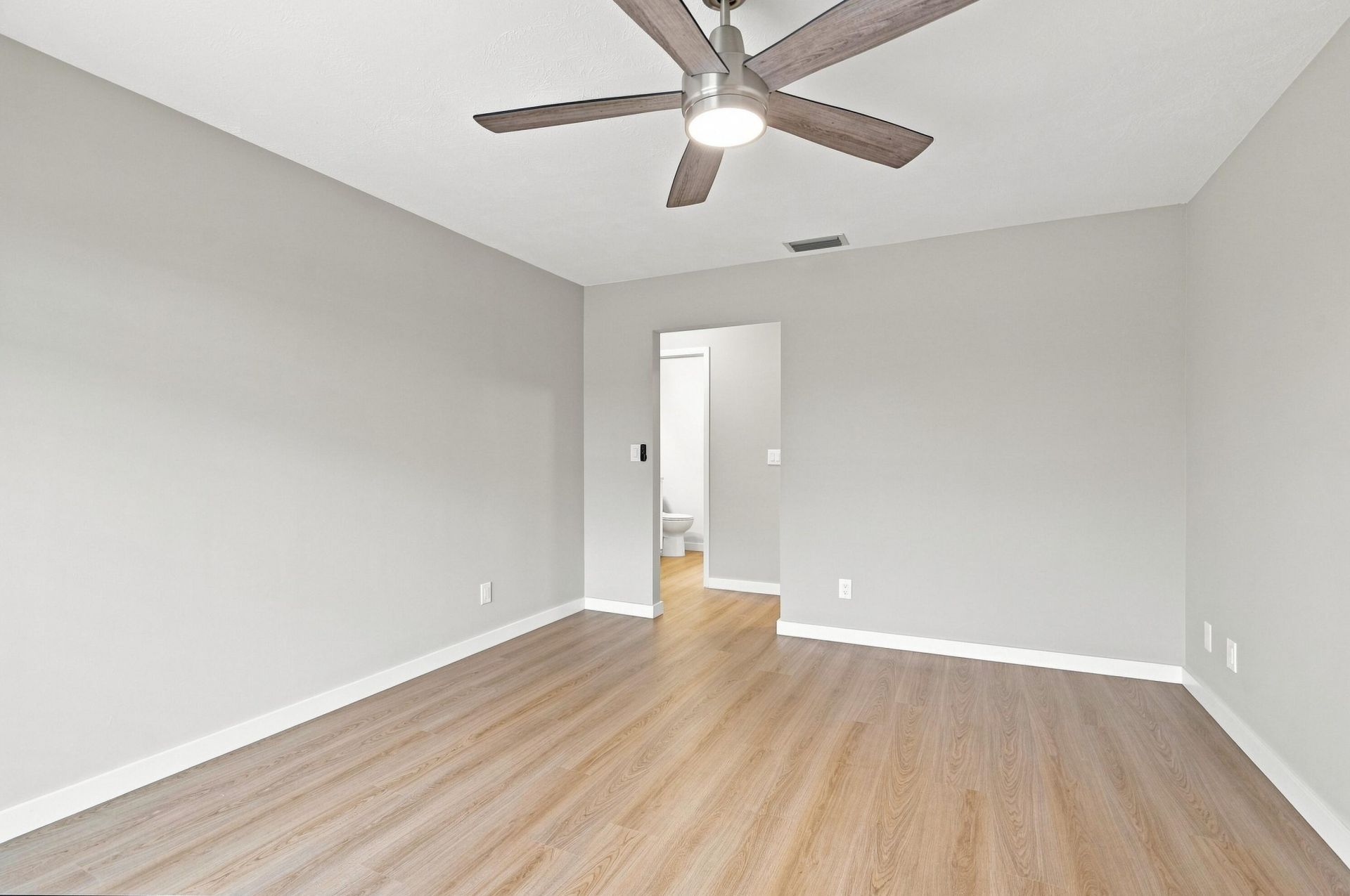 1180 Carlton Court, Unit 206A, Fort Pierce, FL 34949 Photo