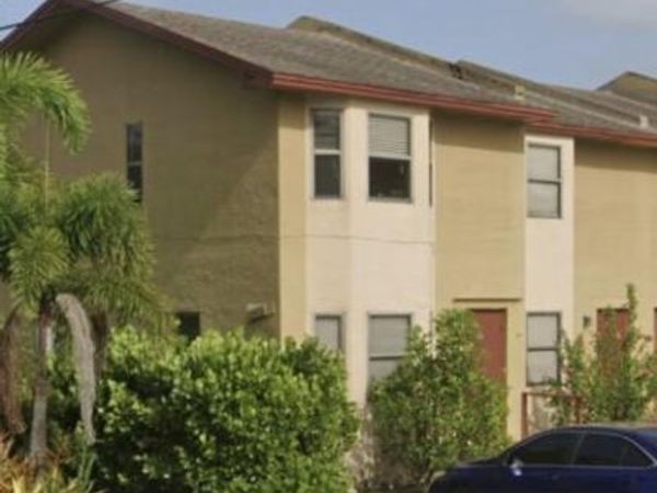 2901 AVENUE D, Fort Pierce, FL 34947