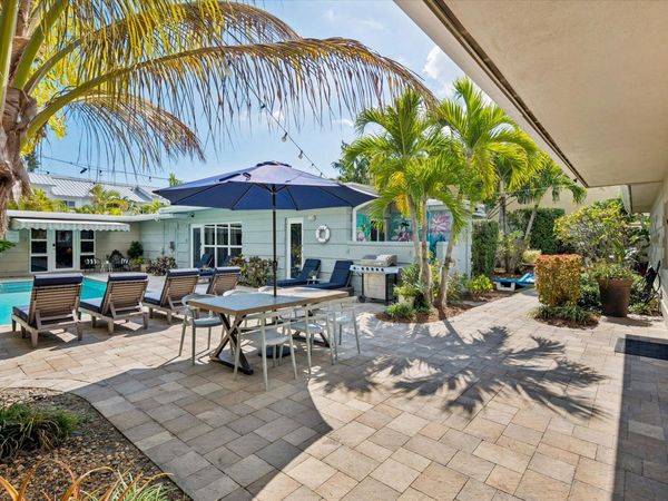 1123 NE 14TH Avenue, Unit 1, Fort Lauderdale, FL 33304