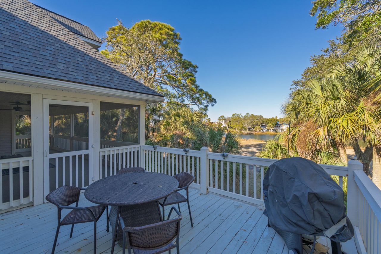 55 Rice Lane Photo 23