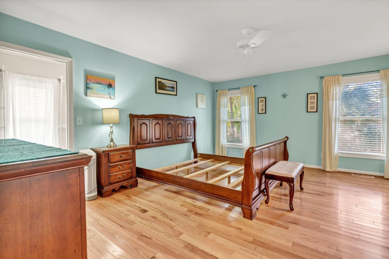 55 Rice Lane Photo 32
