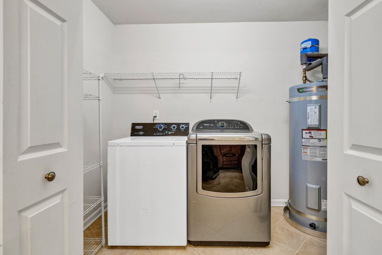 55 Rice Lane Photo 36