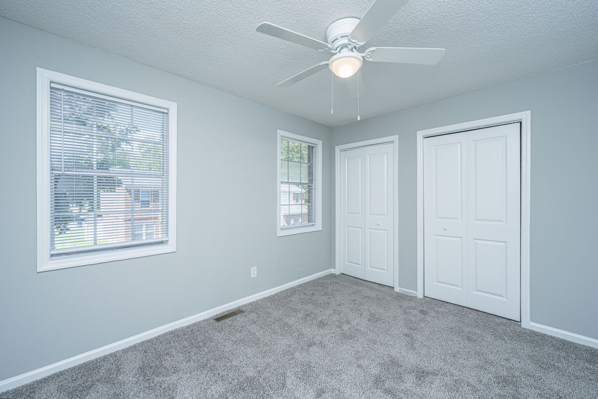 7653 Hunters Ridge Lane Photo 13