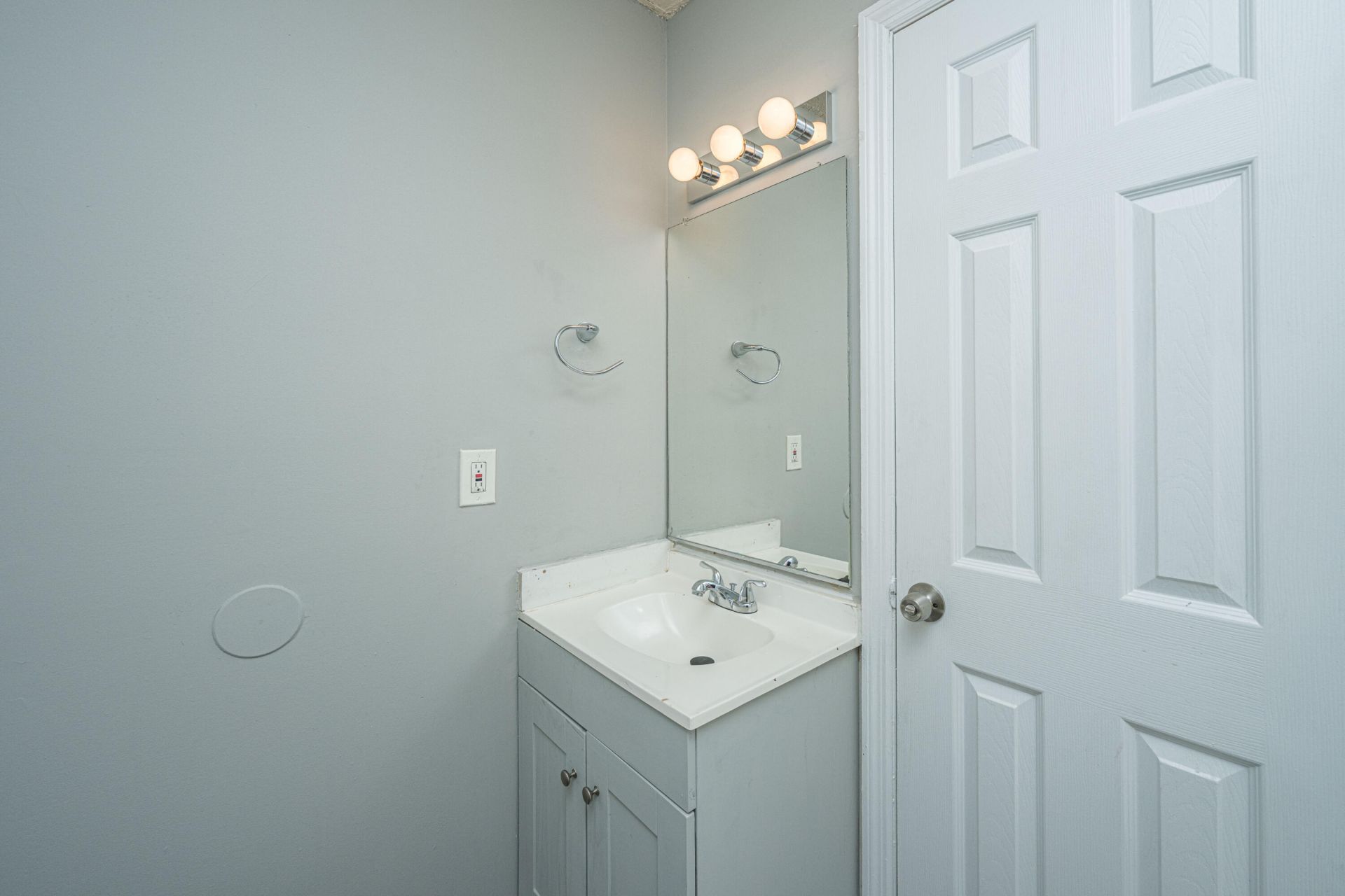 7653 Hunters Ridge Lane Photo 15