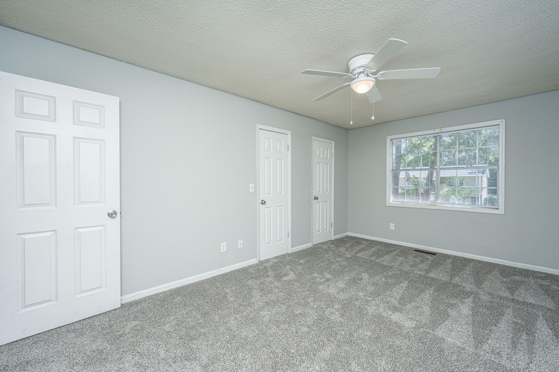 7653 Hunters Ridge Lane Photo 17