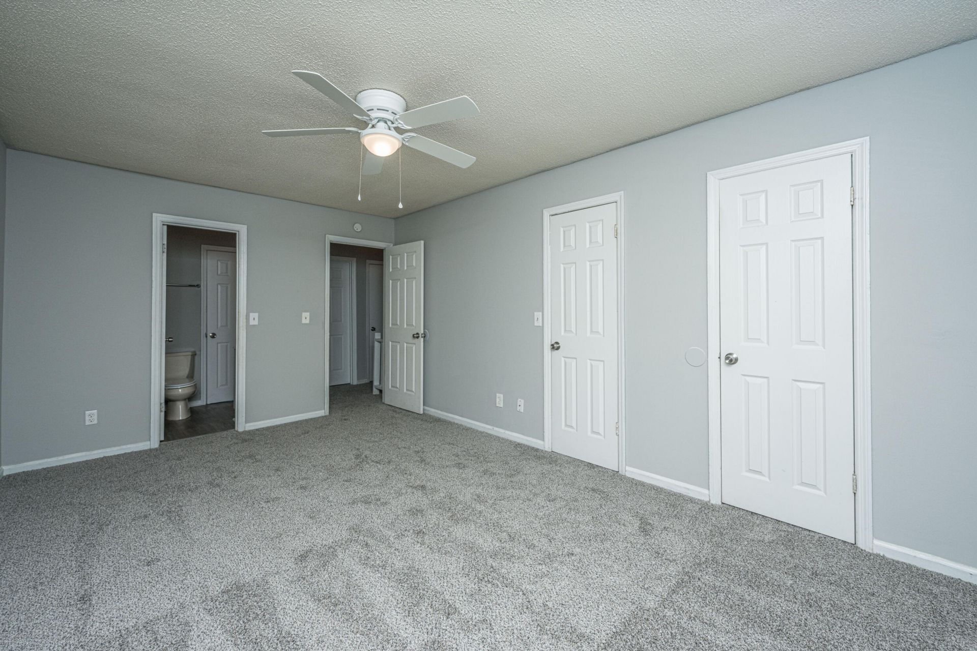 7653 Hunters Ridge Lane Photo 19