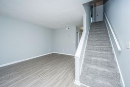 7653 Hunters Ridge Lane photo 4