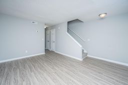 7653 Hunters Ridge Lane photo 4