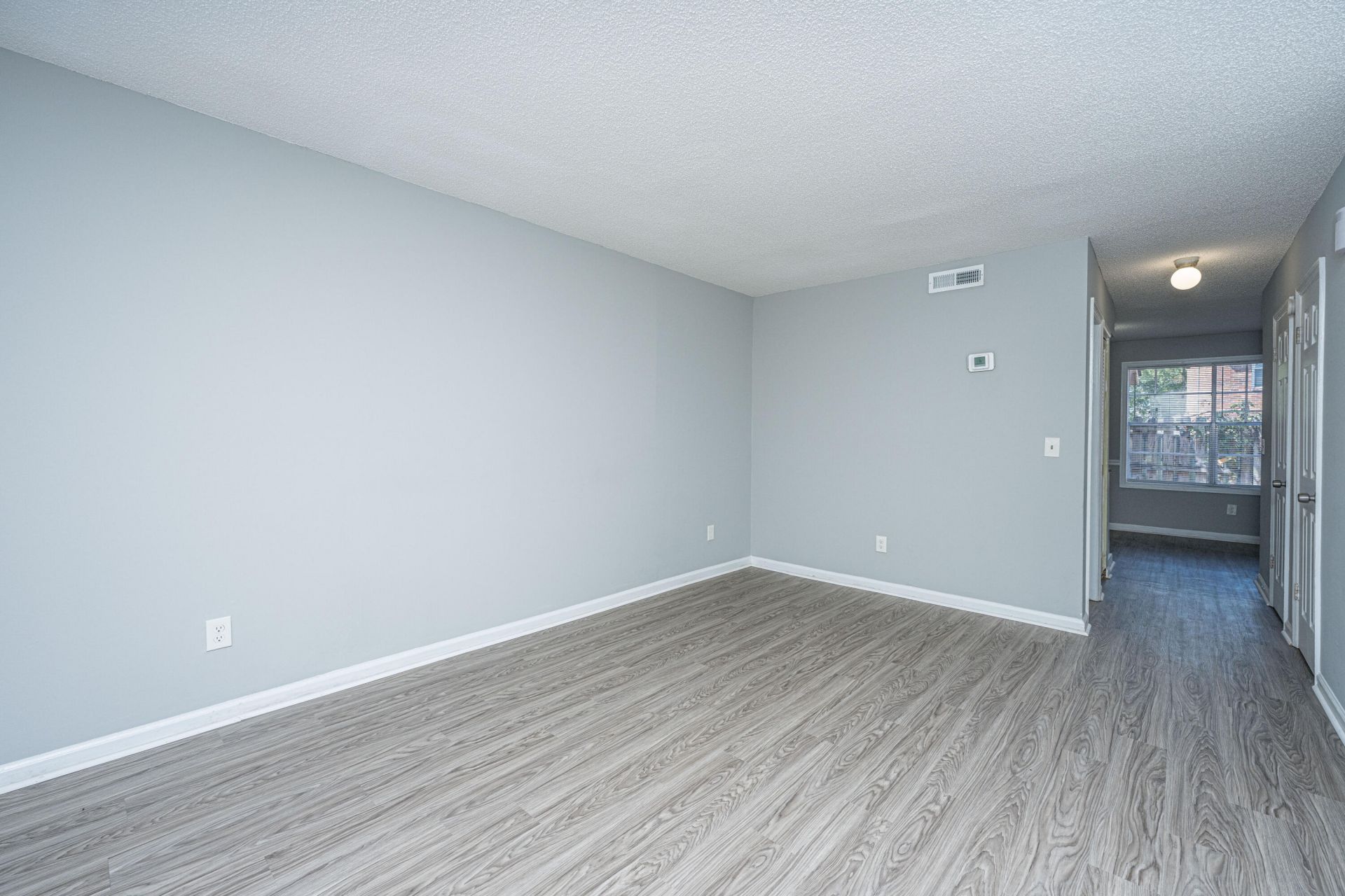 7653 Hunters Ridge Lane Photo 6