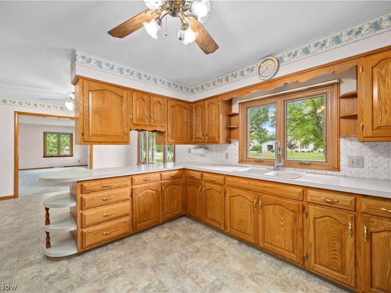7454 Oberlin Road, Elyria, OH 44035 Photo 12