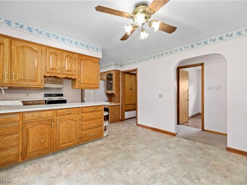 7454 Oberlin Road, Elyria, OH 44035 Photo 13