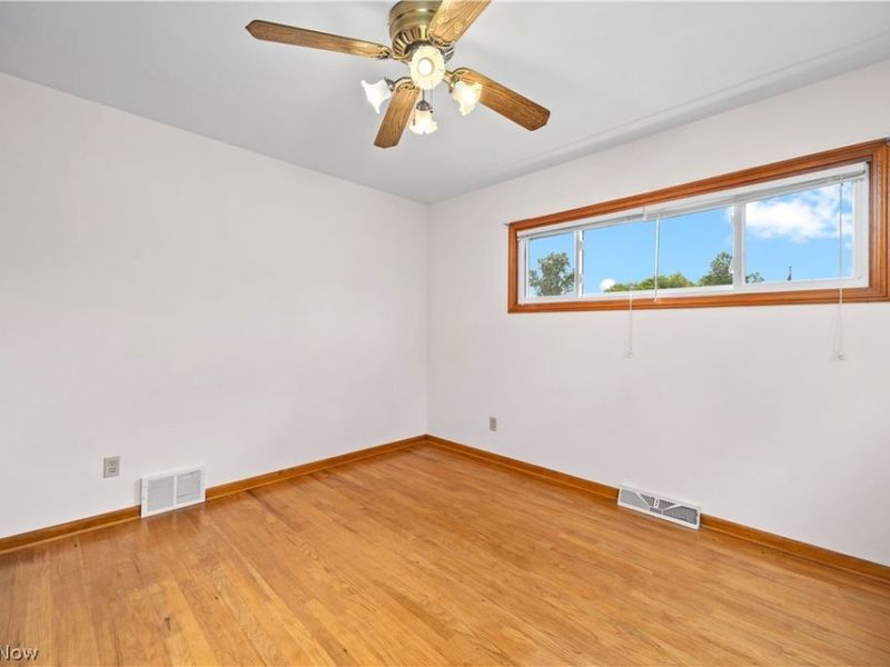 7454 Oberlin Road, Elyria, OH 44035 Photo 19