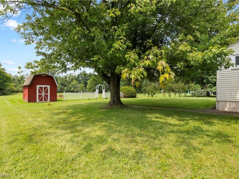 7454 Oberlin Road, Elyria, OH 44035 Photo 24