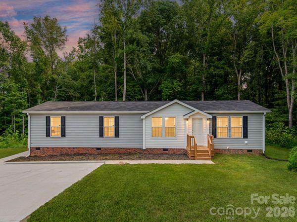 7822 Stillwater Drive , Sherrills Ford, NC 28673