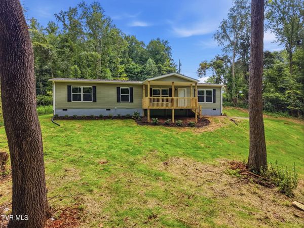 445 Bay Hill Drive, Piney Flats, TN 37686