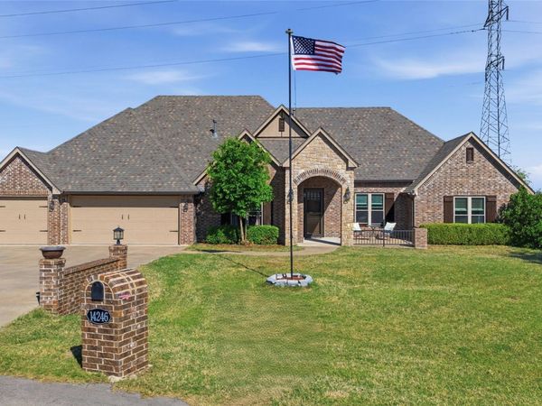 14246 N 61 Avenue , Collinsville, OK 74021