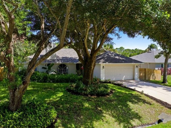 725 Wentworth Street, Sebastian, FL 32958