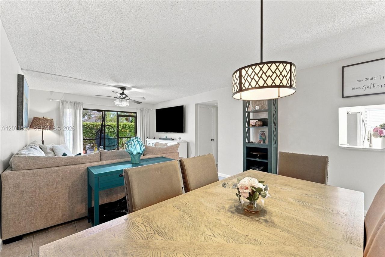 15234 Lakes Of Delray Blvd, Unit 250, Delray Beach, FL 33484 Photo