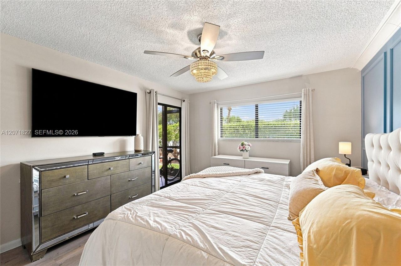 15234 Lakes Of Delray Blvd, Unit 250, Delray Beach, FL 33484 Photo