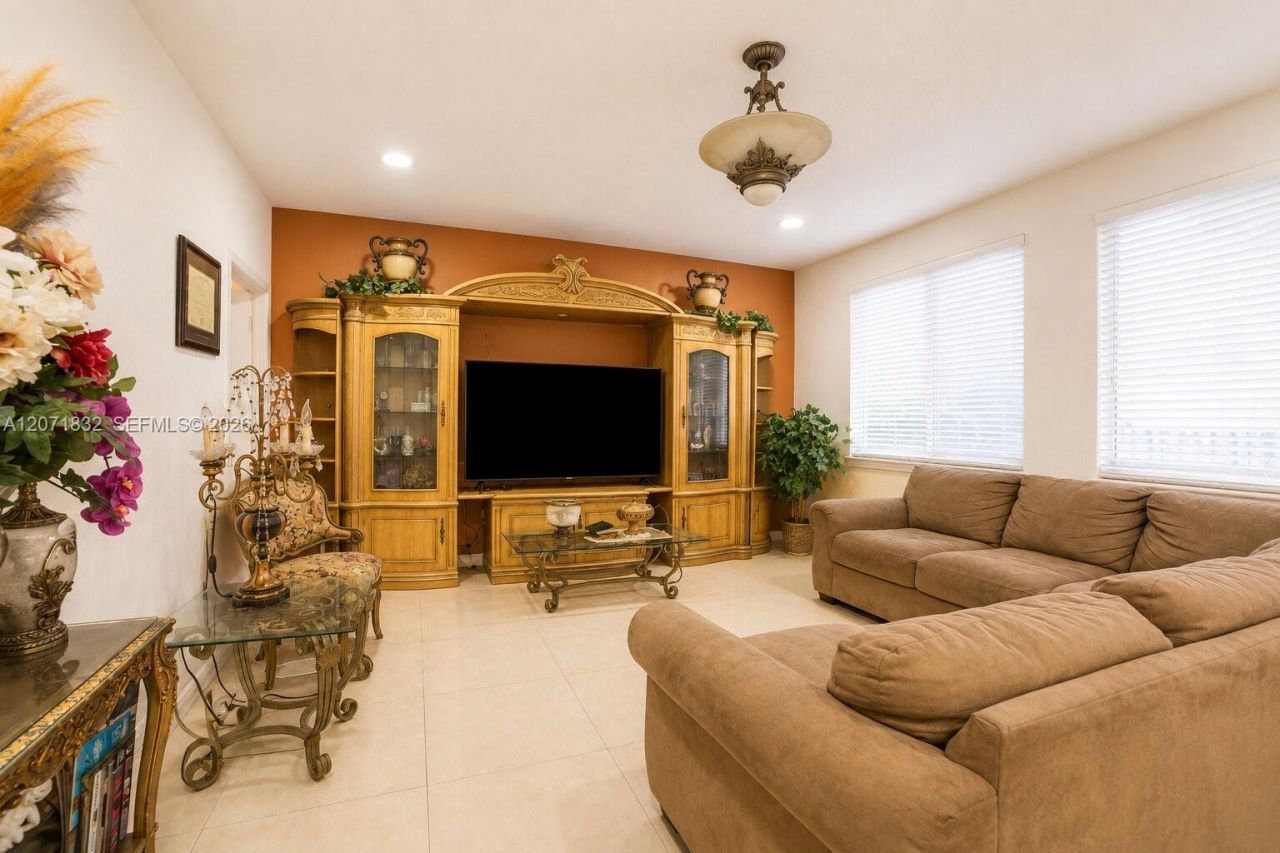 20551 NW 7th Ct, Miami Gardens, FL 33169 Photo