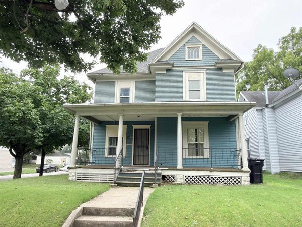 134 E Calvert Street, South Bend, IN 46613