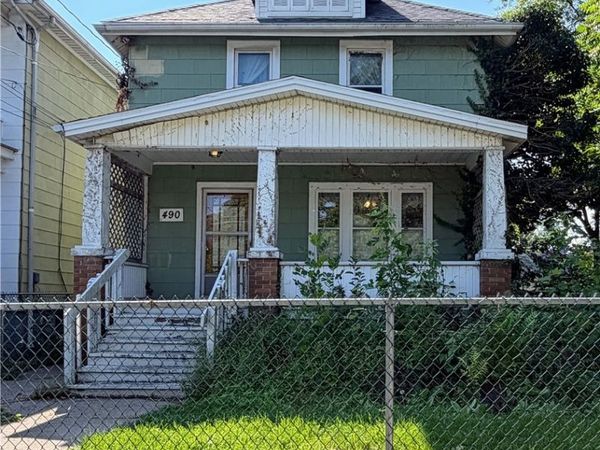 490 27th Street , Niagara Falls, NY 14303
