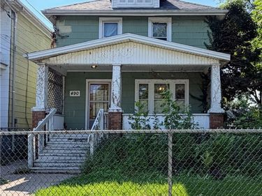 490 27th Street, Niagara Falls, NY 14303