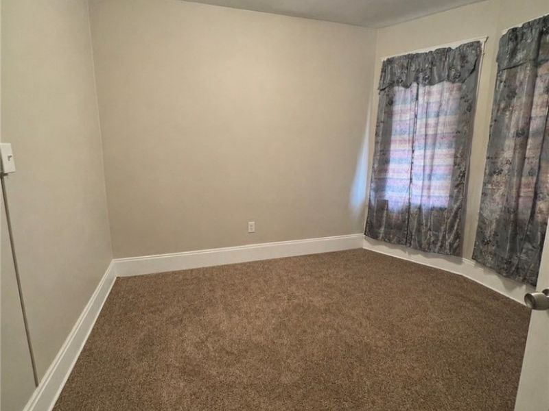 6734 Baxter Avenue, Cleveland, OH 44105 Photo 11