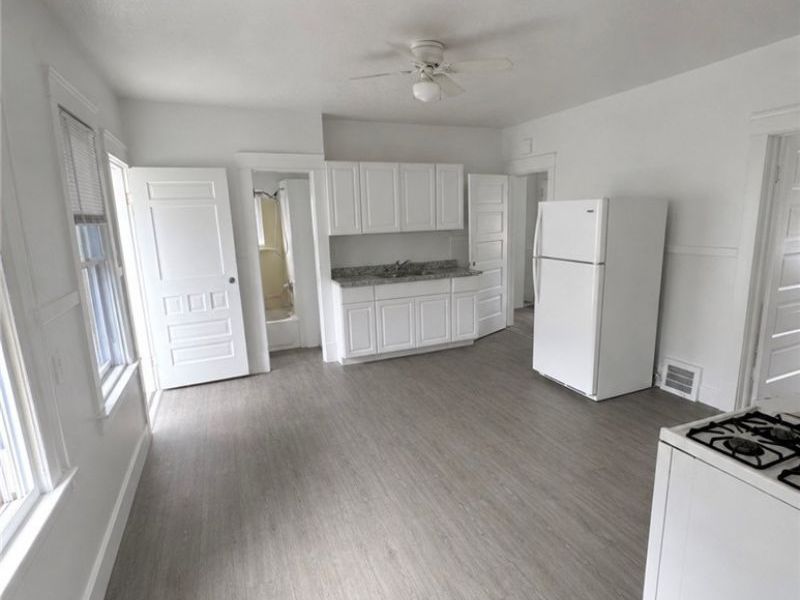 6734 Baxter Avenue, Cleveland, OH 44105 Photo 6