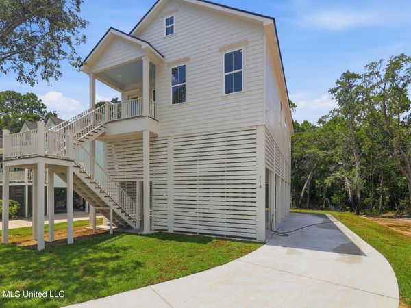 114 Basswood Drive, Pass Christian, MS 39571