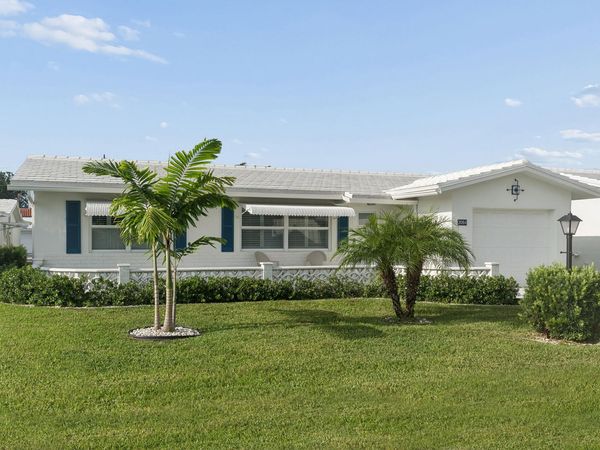 2084 SW 13th Terrace, Boynton Beach, FL 33426