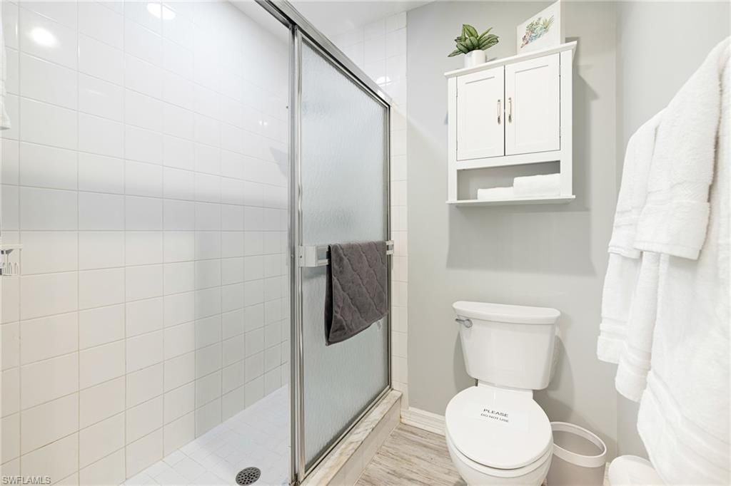 5805 Trailwinds Dr , Unit 326, Fort Myers, FL 33907 Photo