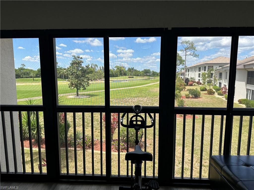 5805 Trailwinds Dr , Unit 326, Fort Myers, FL 33907 Photo