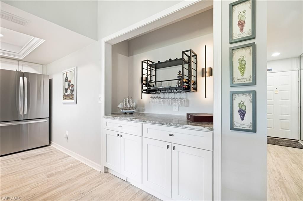 5805 Trailwinds Dr , Unit 326, Fort Myers, FL 33907 Photo