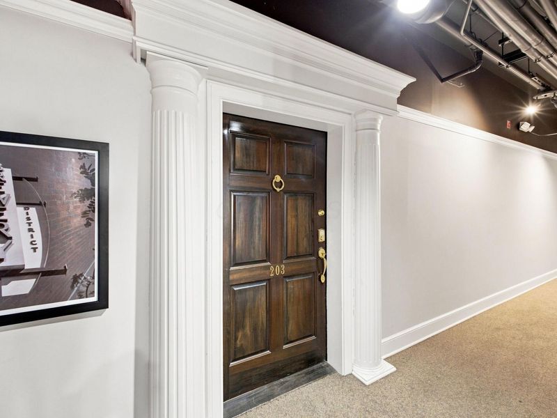 55 W Livingston Avenue , Unit 203, Columbus, OH 43215 Photo 6