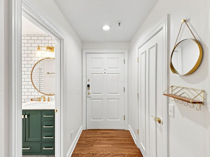 55 W Livingston Avenue , Unit 203, Columbus, OH 43215 Photo 7